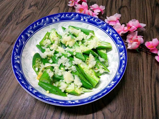 蒜蓉蒸秋葵