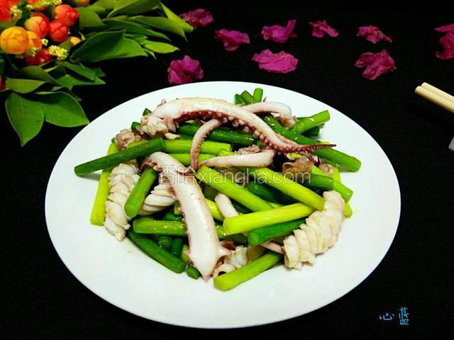 蒜苔鱿鱼