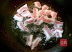 Illustration of how to make spicy cabbage and pork belly fried rice 6