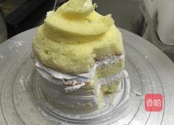 寿桃蛋糕的做法图解3