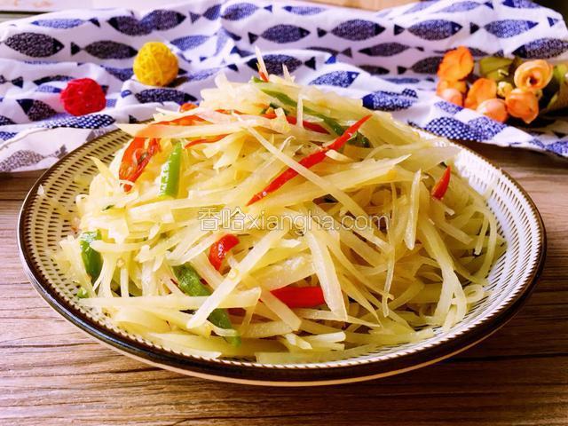 青红椒炒土豆丝