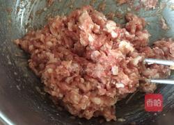 酸菜肉包子的做法图解2