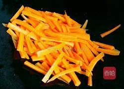 胡萝卜炒杏鲍菇的做法图解3