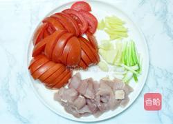 番茄肉汤的做法图解1