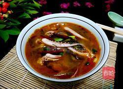 酸辣鱿鱼汤的做法图解10