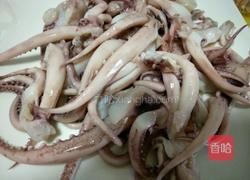 酸辣鱿鱼汤的做法图解5
