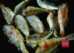 五香黄花鱼的做法图解5