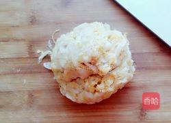 酸菜油滋啦馅水饺的做法图解3