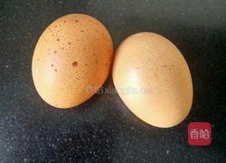 糖心荷包蛋的做法图解1