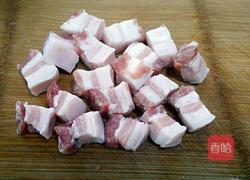 山药红烧肉的做法图解1