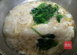 菠菜汤面条的做法图解10