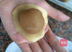 莲蓉蛋黄月饼的做法图解5