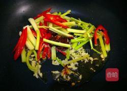 韩式辣酱炒鱿鱼须的做法图解4