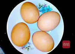 Illustration of making eggs at pancake stall 2