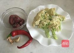 牛肉炒花菜的做法图解1