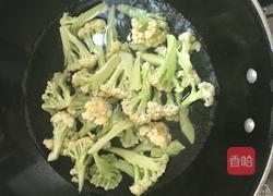 牛肉炒花菜的做法图解3