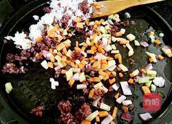 杂疏炒黑白米饭的做法图解6