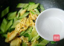 鸡蛋炒瓜片的做法图解9
