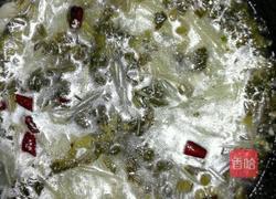酸菜洋芋汤的做法图解3