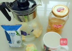 葡萄奶冻慕斯的做法图解1