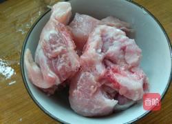 蒸排骨汤的做法图解1