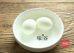 莲子百合鸡蛋糖水的做法图解5