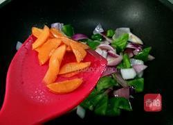 青椒洋葱的做法图解6