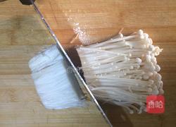 烤箱版金针菇培根卷的做法图解1