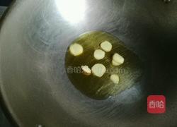 红枣枸杞炖鸡汤的做法图解4