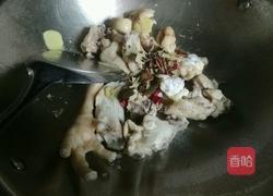 红枣枸杞炖鸡汤的做法图解5