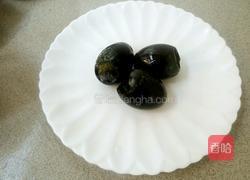 红油变蛋的做法图解2