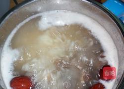 红枣桂圆鲜菇粥的做法图解5