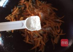 胡萝卜炒洋葱的做法图解5