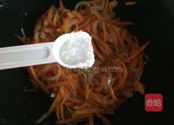 胡萝卜炒洋葱的做法图解6