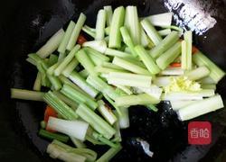 清炒西芹的做法图解4
