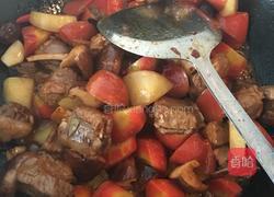 红萝卜烧排骨的做法图解8