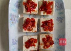 剁椒蒸臭豆腐的做法图解3