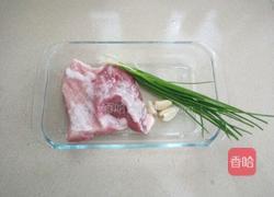 砂锅焖肉的做法图解1