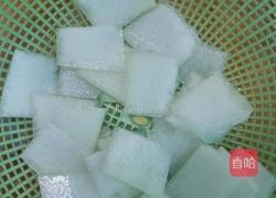 冬瓜海鲜汤的做法图解2