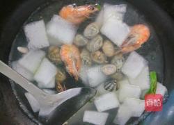 冬瓜海鲜汤的做法图解5