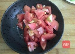 番茄鸡蛋西兰花的做法图解1