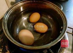 爱心鸡蛋的做法图解3