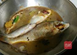 铁锅酱炖鱼的做法图解6