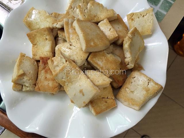 捞出沥干油