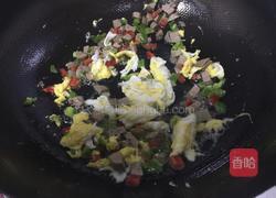 鹅肝炒饭的做法图解4