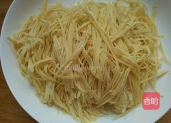 绿豆芽拌干豆腐的做法图解4