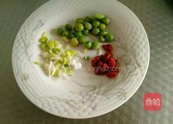 莲子松仁玉米的做法图解4