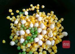 莲子松仁玉米的做法图解6