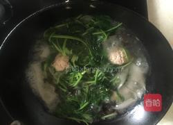 妈妈特别的肉圆青菜粉皮汤的做法图解5