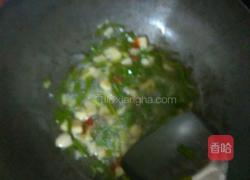 家常炒空心菜梗的做法图解4